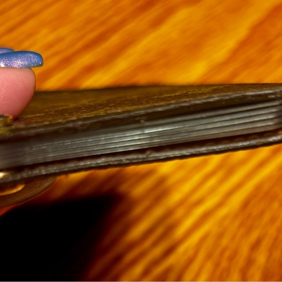 Louis Vuitton Rare, Authentic Monogram credit card/picture holder. - Picture 4 of 8